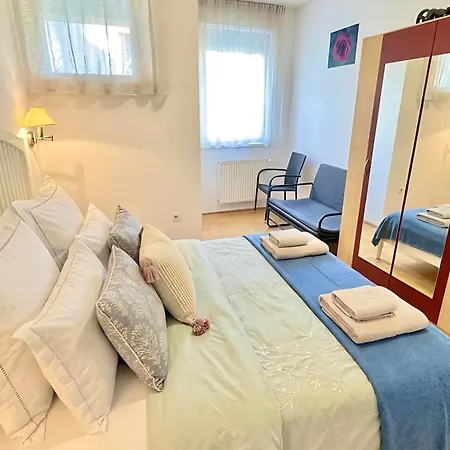 Downtown Madonna Residency - 3 Rooms, Ac, Garage, Balcony 부다페스트